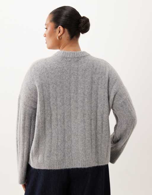 ASOS DESIGN Curve relaxed rib crew neck knitted jumper in mid grey, 4 of 4