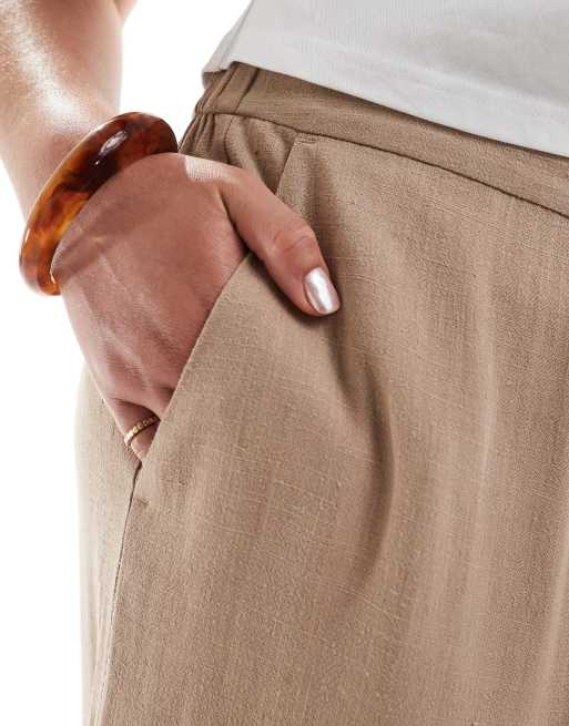 ASOS DESIGN Curve relaxed straight leg pants with linen in mocha