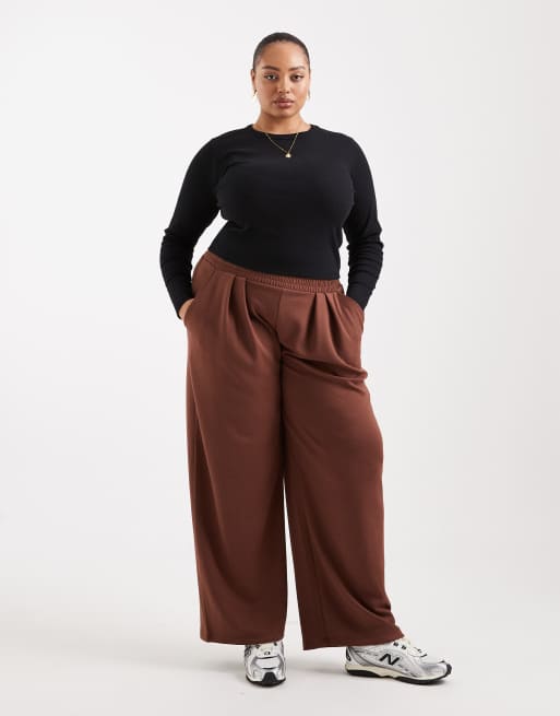 ASOS DESIGN Curve rib crew neck long sleeve top in black, 2 of 4