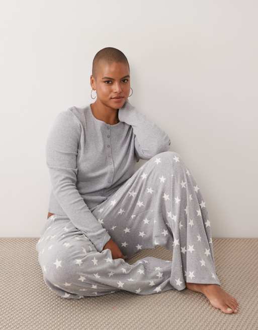 ASOS DESIGN Curve rib long sleeve pyjama set with stars in gray, 3 of 4