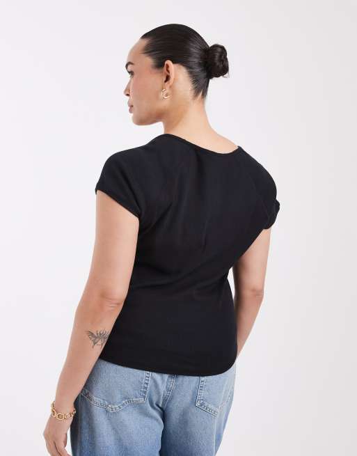 ASOS DESIGN Curve ribbed raglan V-neck baby tee in black, 4 of 4