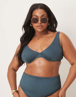 ASOS DESIGN Curve - Riddy - Geripptes Bügel-Bikinioberteil in Schieferblau-Grau
