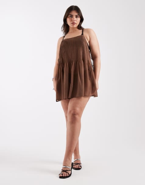 ASOS DESIGN Curve Rita pleated beach cover up in chocolate - view 1