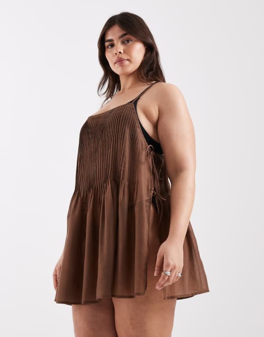 ASOS DESIGN Curve – Rita – Strand-Cover-up in Schokoladenbraun mit Falten-Design, 3 von 4