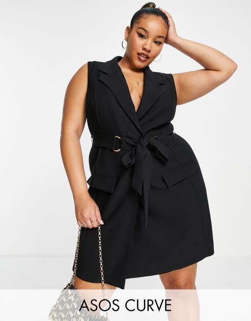 ASOS DESIGN Curve Robe blazer courte sans manches a double boutonnage et ceinture avec anneau en D Noir