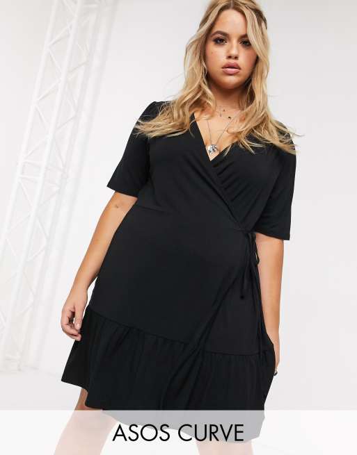 ASOS DESIGN Curve - Robe cache-cœur courte - Noir | ASOS