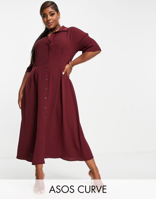 ASOS DESIGN Curve - Robe chemise mi-longue avec fermeture boutonnée - Bordeaux