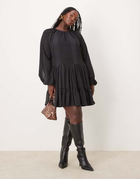 ASOS DESIGN Curve - Robe courte à godets festonnés et col montant en jacquard dévoré - Noir - view 1