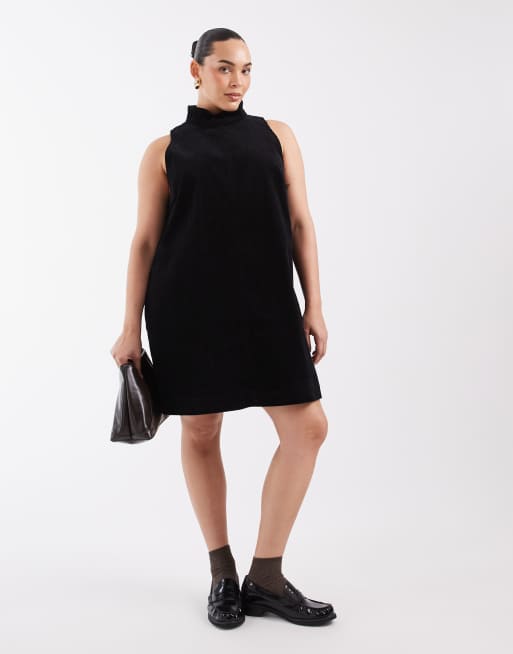 ASOS DESIGN Curve robe courte sans manches à col cheminée en velours côtelé noir, 2 de 4