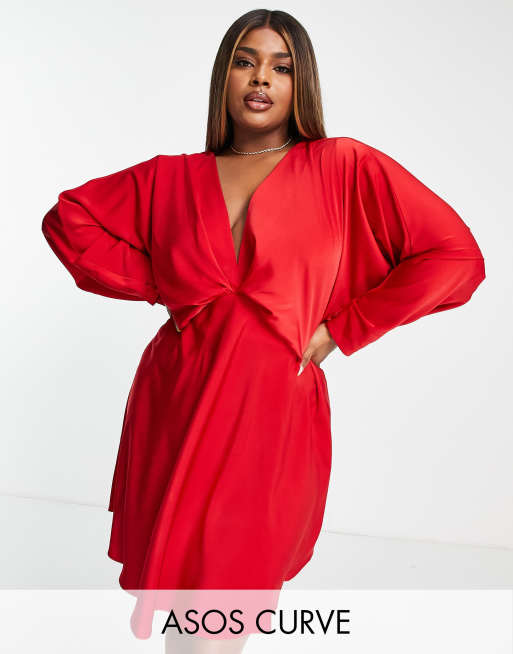 ASOS DESIGN Curve Robe courte satin e manches chauve souris avec jupe coup e en biais et liens nou s dans le dos Rouge