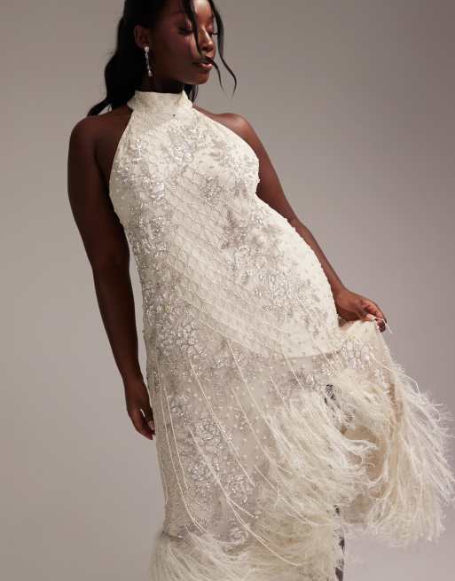 ASOS DESIGN Curve - Robe de mariée longue à dos nageur avec fleurs ornementées et ourlet à franges, 5 de 6