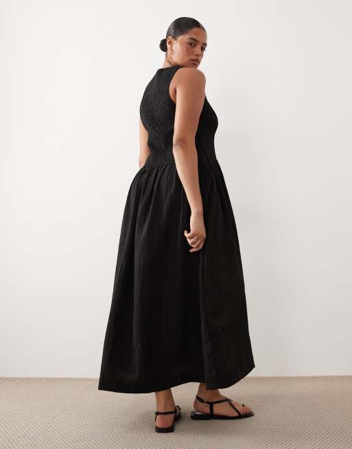ASOS DESIGN Curve - Robe d'été longue froissée à encolure dégagée et taille froncée - Noir , 3 de 4