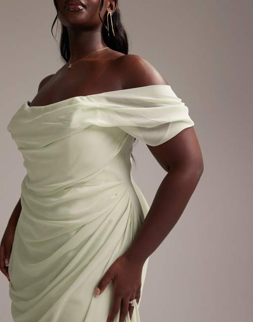 ASOS DESIGN Curve - Robe drapée longueur mollet pour demoiselle d'honneur avec encolure Bardot - Vert clair, 5 de 5