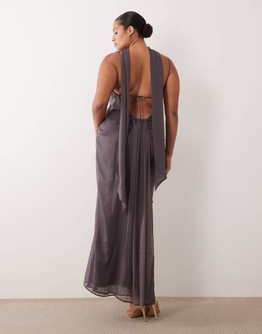 ASOS DESIGN Curve robe longue caraco à fleurs ornée avec écharpe en gris charbon, 2 de 4