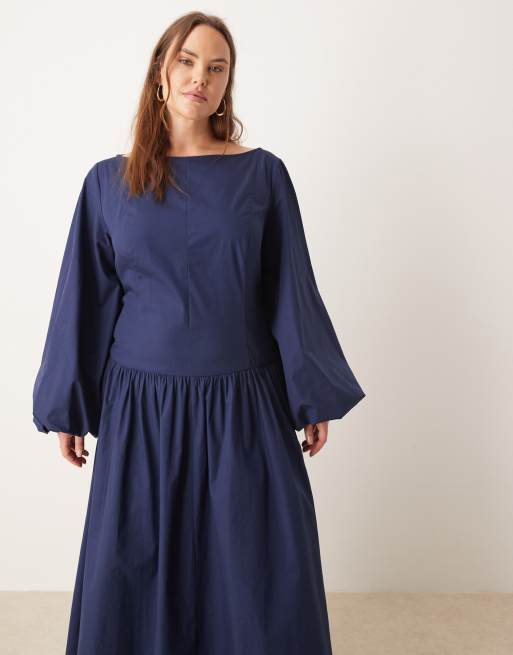 ASOS DESIGN Curve - Robe longue en popeline à taille asymétrique et manches bouffantes - Bleu marine, 4 de 4