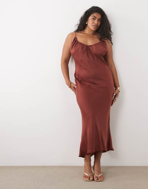 ASOS DESIGN Curve - Robe longueur mollet coupée en biais avec encolure dégagée - Rouille - view 1