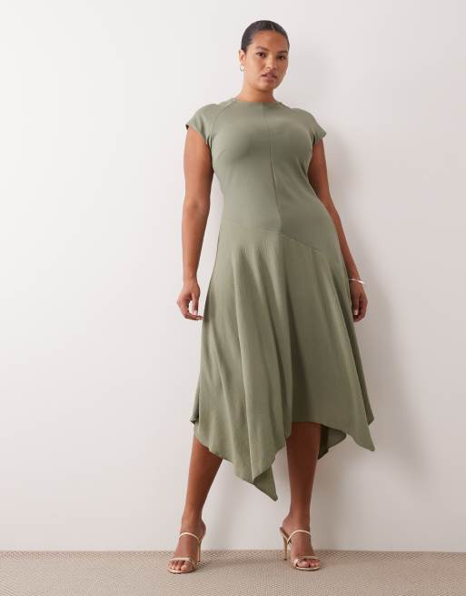 ASOS DESIGN Curve robe midi hybride à taille basse asymétrique en kaki, 2 de 4