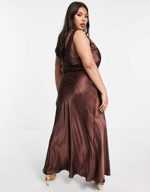 ASOS DESIGN Curve Robe nuisette mi-longue coupée en biais effet