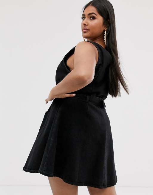 ASOS DESIGN Curve - Robe patineuse en jean avec boutonnage et ceinture - Noir, 2 de 4