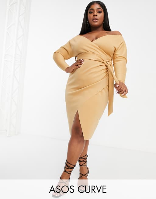 ASOS DESIGN Curve - Robe portefeuille mi-longue à col Bardot et manches chauve-souris avec ceinture à nouer - Beige