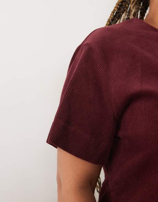 ASOS DESIGN Curve - Robe t-shirt courte en velours côtelé - Bordeaux, 3 de 4