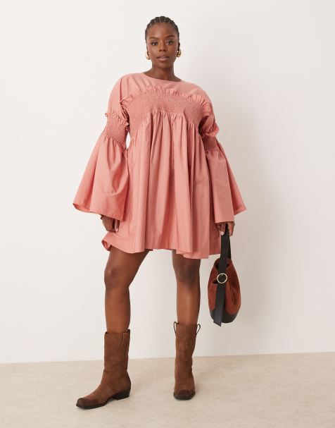 ASOS DESIGN Curve – Rosa, smockad miniklänning i bomull med utsvängda ärmar - view 1