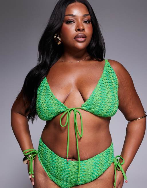 ASOS DESIGN Curve - Rosie - Haut de bikini triangle à bonnets montants en maille au crochet avec breloques - Vert, 3 de 4