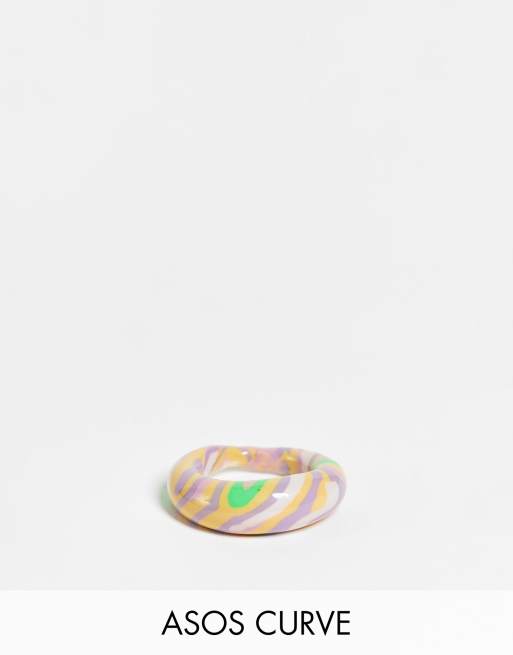 ASOS DESIGN Curve rubber ring in dome shape in multicolored marble