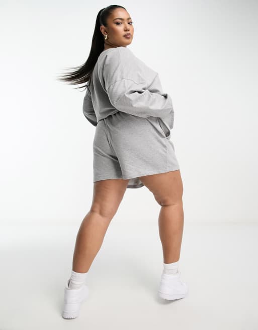 ASOS DESIGN Curve - Ruimvallende lichtgewicht sweatshort in gemêleerd grijs