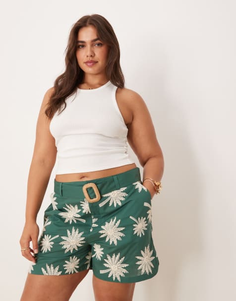 ASOS DESIGN Curve runner shorts with embroidery and belt detail in green - view 1