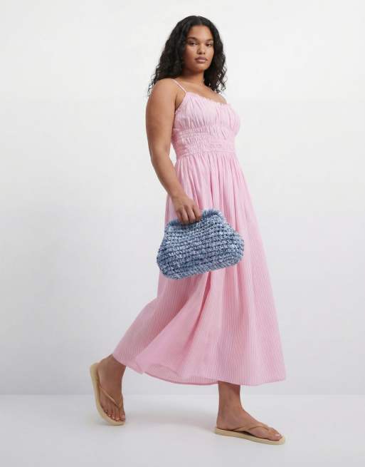 ASOS DESIGN Curve - Rynket lyserød maxi-sommerkjole med sænket talje og striber i bomuldspoplin, 8 af 11