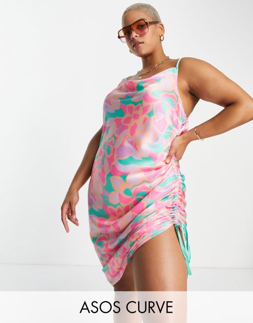 ASOS DESIGN Curve - Rynket slip-midikjole til stranden med kalejdoskopisk print
