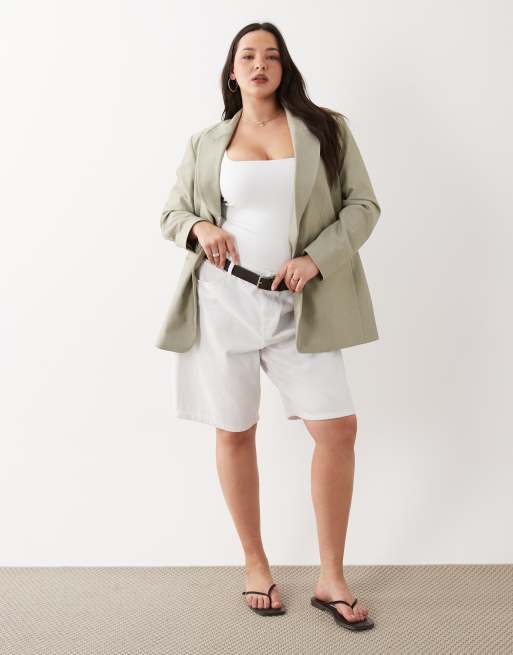 ASOS DESIGN Curve – Salviagrön, figursydd kavaj med avslappnad passform, 2 av 4