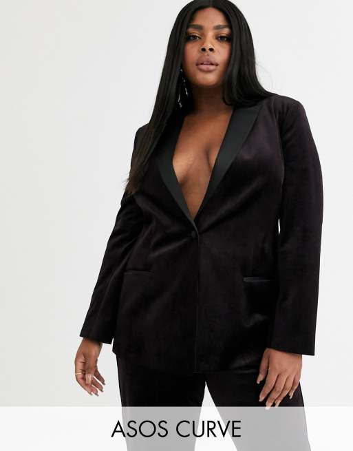 ASOS DESIGN Curve – Vinröd smokingkostym i sammet, 2 av 3