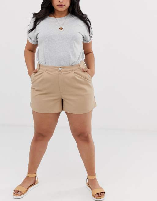 ASOS DESIGN Curve – Sandfärgade chinosshorts, 4 av 4