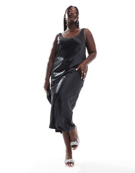 ASOS DESIGN Curve - Satijnen mini-slipdress met lage ronde hals in zwart - view 1