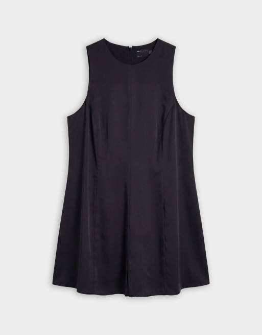 ASOS DESIGN Curve - Satijnen playsuit met racerhals in zwart, 5 van 7