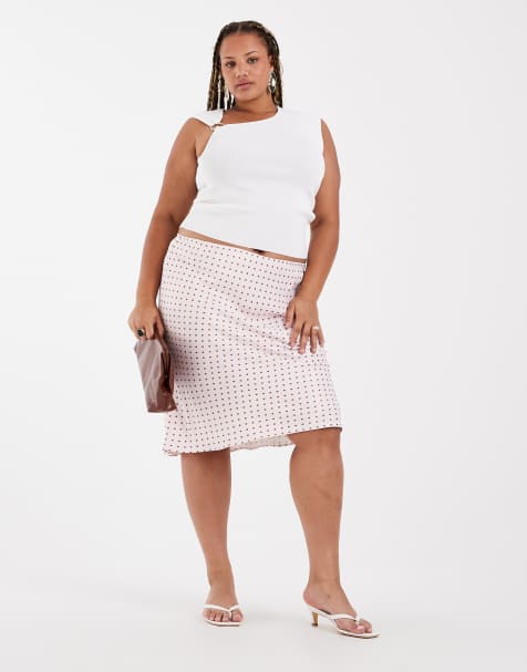 ASOS DESIGN Curve satin 90-tals diagonalskuren kjol med rosa prickar - view 1