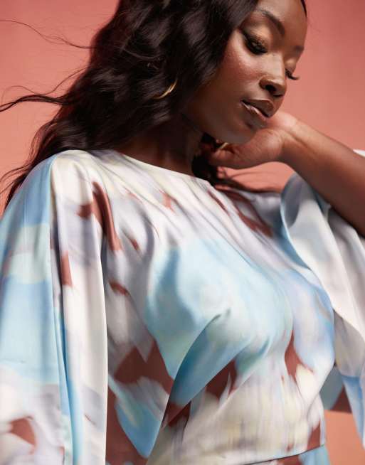 ASOS DESIGN Curve satin batwing bias maxi dress in blurred floral, 2 of 4