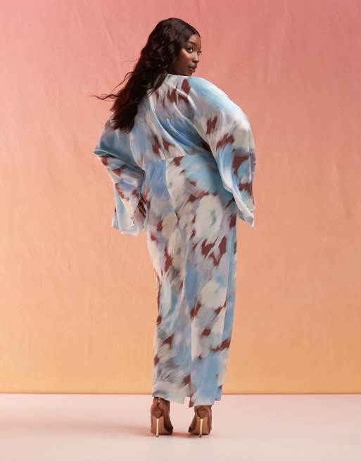 ASOS DESIGN Curve satin batwing bias maxi dress in blurred floral, 3 of 4