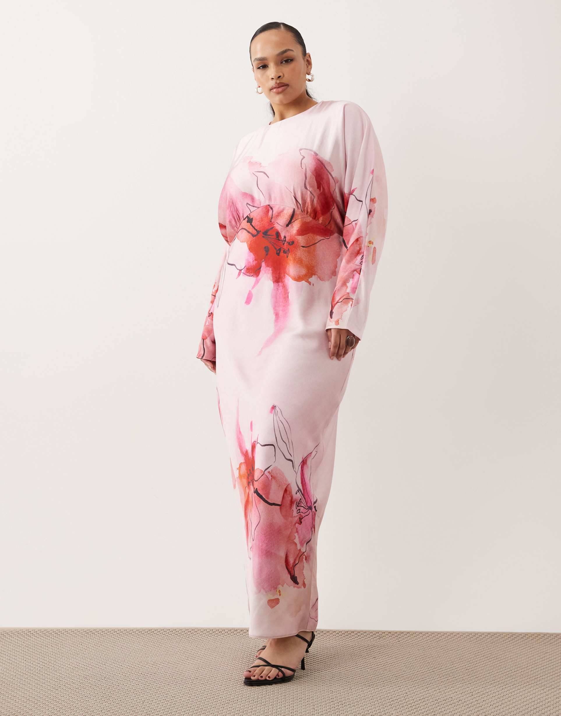asos design curve satin batwing maxi dress in pink floral print