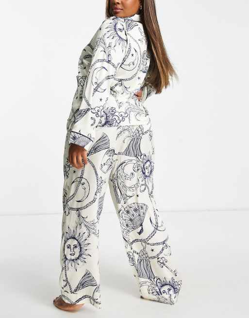 ASOS DESIGN Curve satin celestial baroque shirt & pants pajama set in cream & navy, 4 of 4