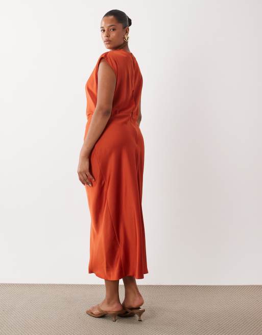 ASOS DESIGN Curve satin high neck pleated bodice midi dress in rust, 4 of 4