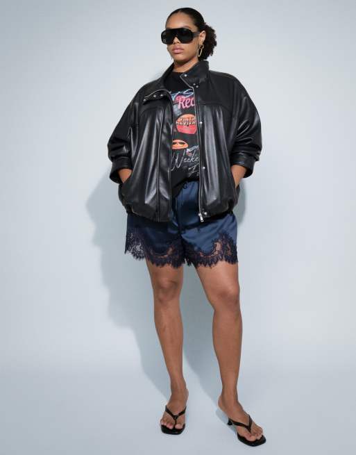 ASOS DESIGN Curve satin lace trim drawstring waist shorts in navy, 2 of 7
