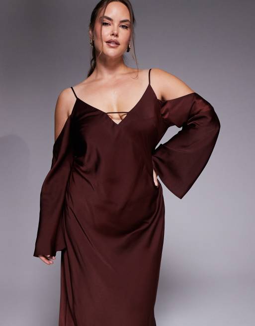 ASOS DESIGN Curve satin long sleeve fallen shoulder cami midi dress in chocolate, 4 of 4