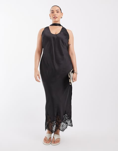 ASOS DESIGN Curve Satin-Maxikleid mit U-Ausschnitt, Column-Silhouette, Spitzenbesatz am Saum und Schal in Schwarz - view 1