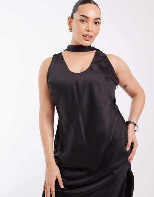 ASOS DESIGN Curve Satin-Maxikleid mit U-Ausschnitt, Column-Silhouette, Spitzenbesatz am Saum und Schal in Schwarz, 2 von 4