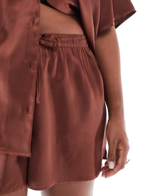 ASOS DESIGN Curve satin short co-ord in brown, 5 of 5