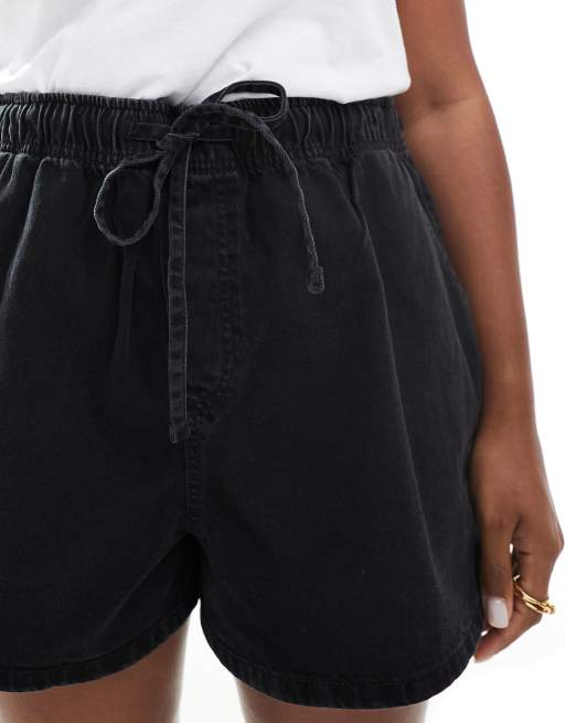 ASOS DESIGN Curve – Schlupfshorts aus Denim in verwaschenem Schwarz, 4 von 5
