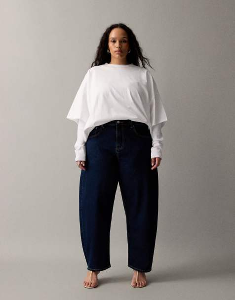 ASOS DESIGN Curve – Schmal geschnittene Barrel-Leg-Jeans in kräftiger Rinse-Waschung - view 1